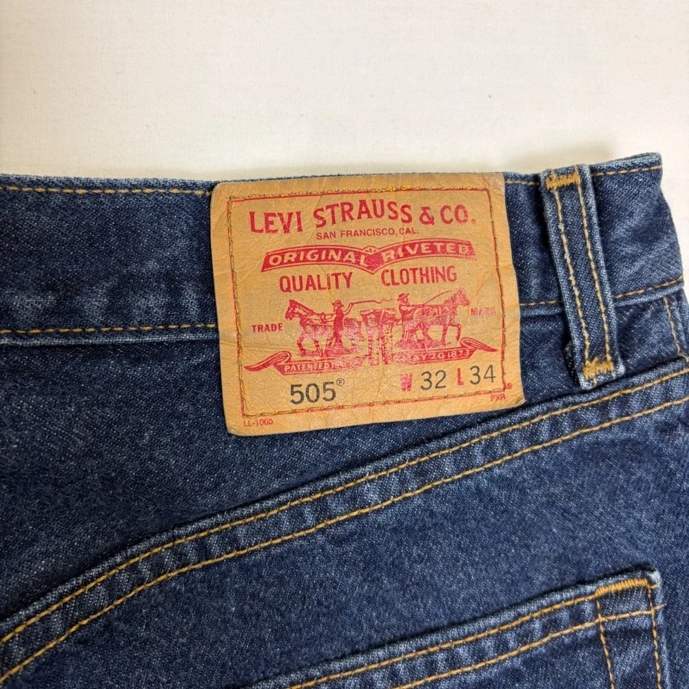 Y2K Vintage Levis 505 Regular Fit Jeans Mens 32x34 Dark Wash Made in USA 2003